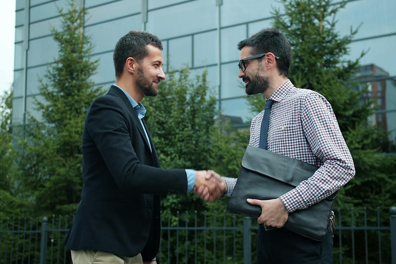 Como escolher entre empréstimo e antecipação: guia completo para empresas — Oportunidades