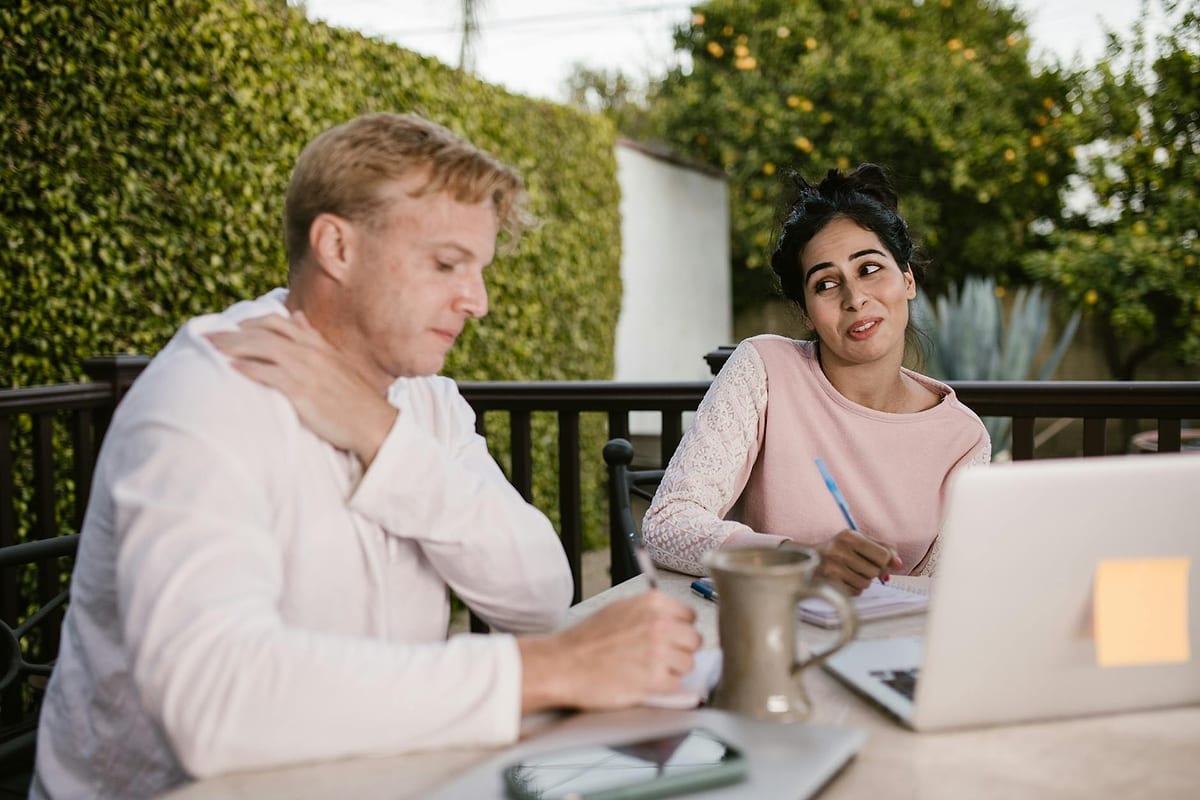 7 sinais de inadimplência e como reduzir perdas no caixa — Antecipa Fácil