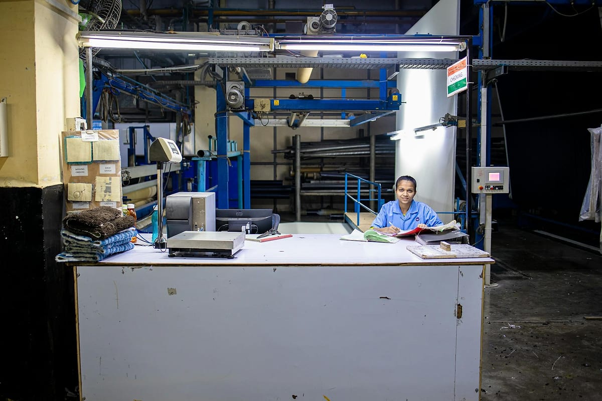 7 estratégias para sourcing global com caixa imediato — Antecipa Fácil